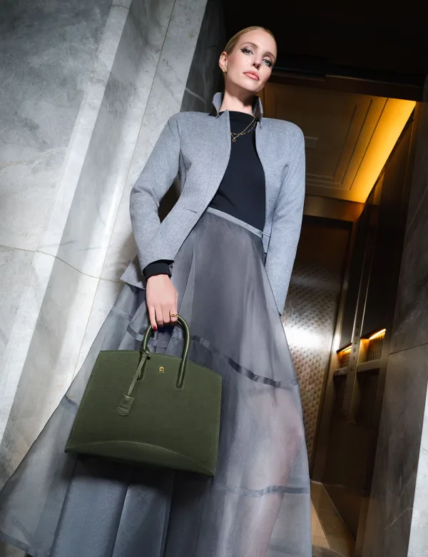 アイグナー AIGNER ムートン ややこしい リバーシブル コート