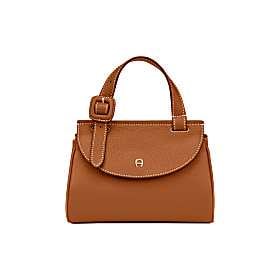 Luxury leather goods, fashion and accessories - Aigner