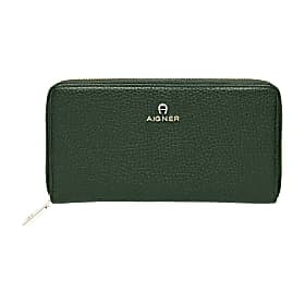 Ivy Bill and Card Case Photo