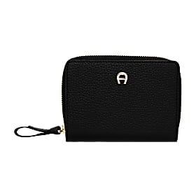 Vika wallet Photo