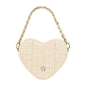 Heart Pouch Photo