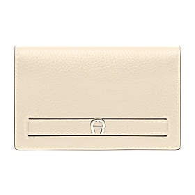 Farah wallet Photo