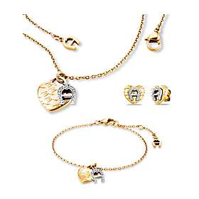 Heart jewelry set Photo