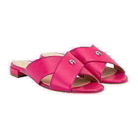 Leonora Sandal Photo