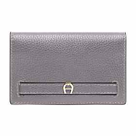 Farah wallet Photo