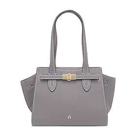 Farah Shopper M Photo