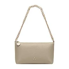 Fashion bag with chain Photo