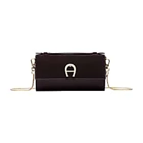 Wallet on Chain Photo