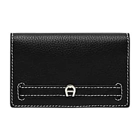 Farah wallet Photo