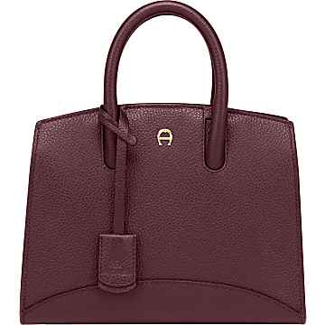 Luxury leather goods fashion and accessories Aigner
