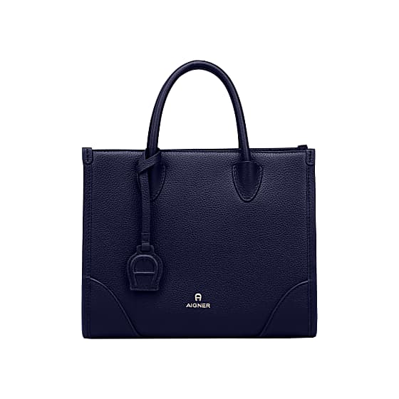 Samara Shopper S Photo