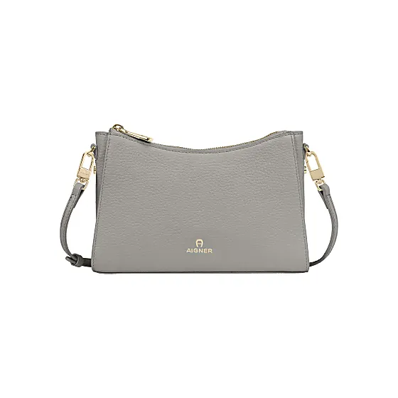 Ivy Pochette S Photo