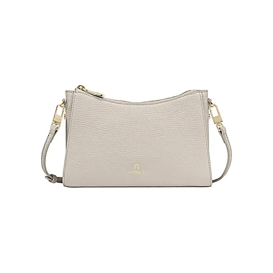 Ivy Pochette S Photo