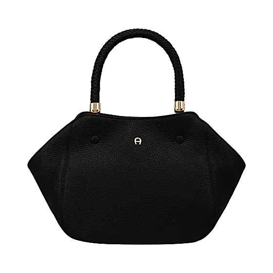 Carré Soft handbag M Photo