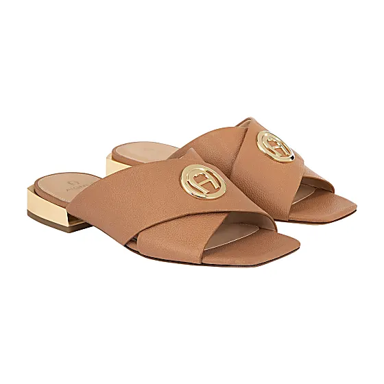 Saskia Sandals Photo