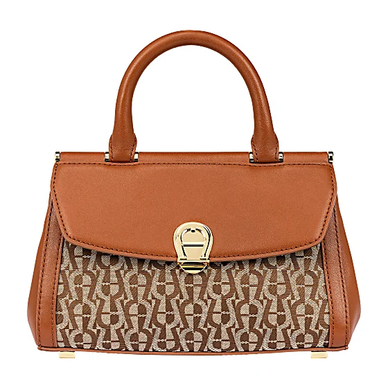 Celeste Handbag Logo S Photo