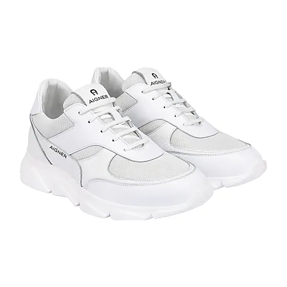 Jerry Sneaker Photo