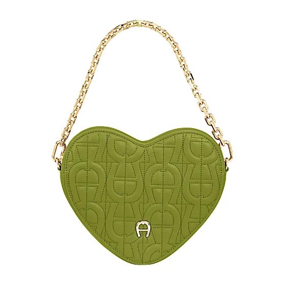 Heart Pouch Photo