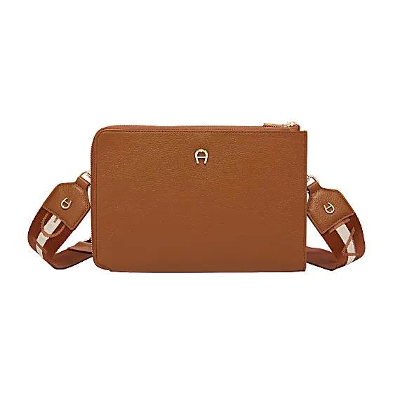 Fashion Pouch Photo