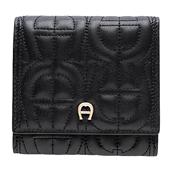 Diadora Wallet Photo