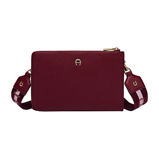 Fashion Pouch Photo