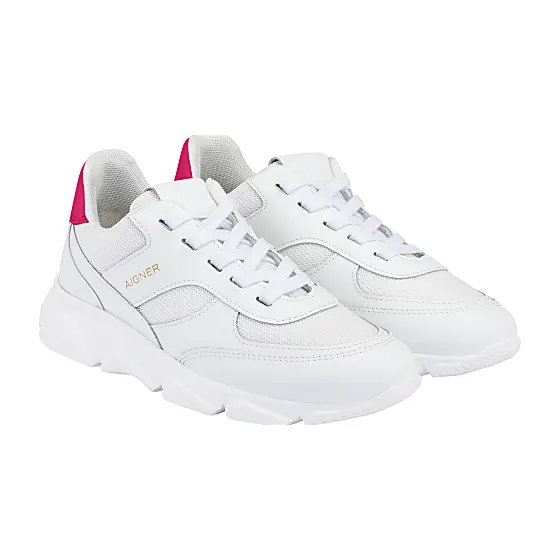 Jil Sneaker Photo