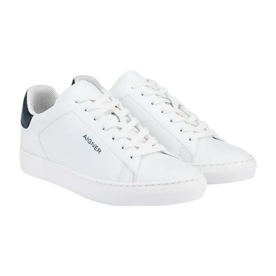 Ron Sneaker Photo