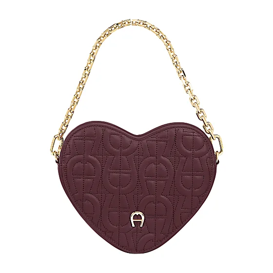 Heart Pouch Photo
