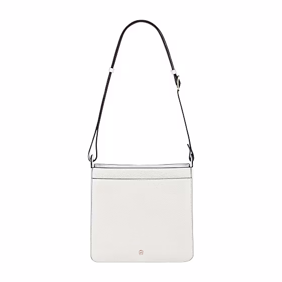 Pura hobo bag M Photo