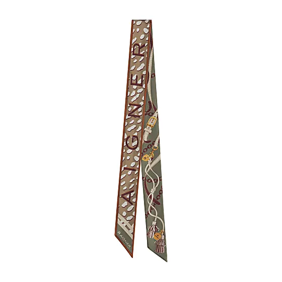 SEASONAL Bandana S Photo