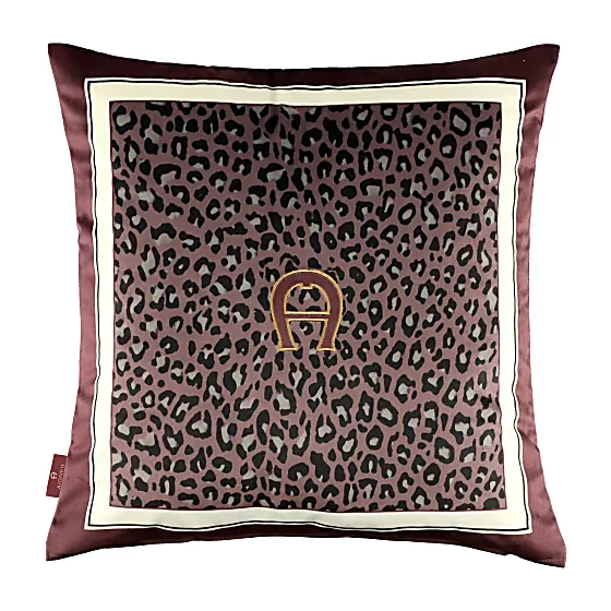 Pillowcase LEO 45 x 45 cm Photo