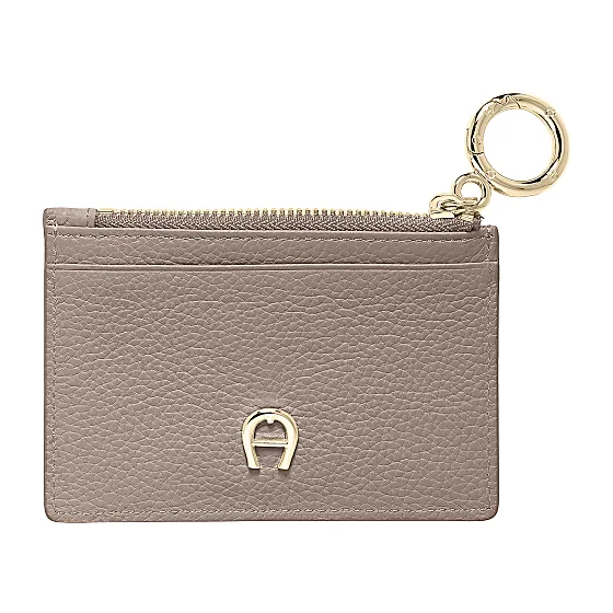 Zita Cardholder Photo