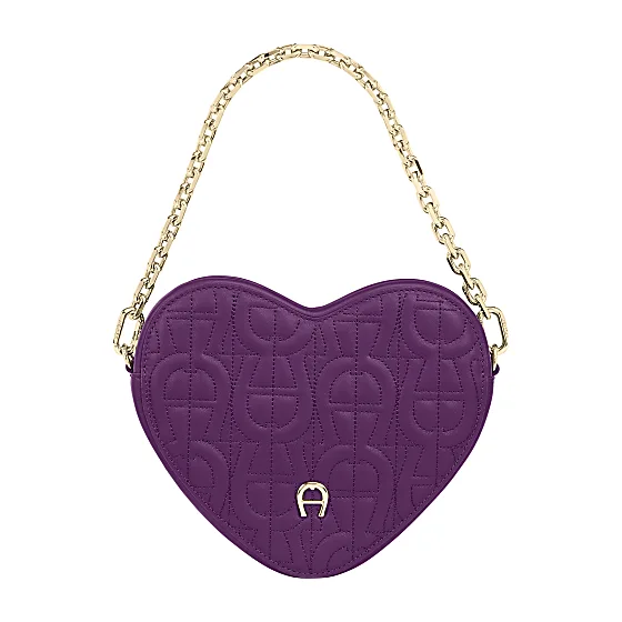 Heart Pouch Photo