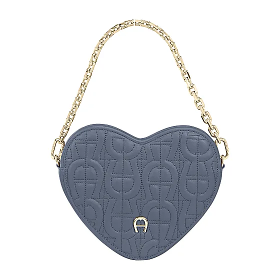 Heart Pouch Photo