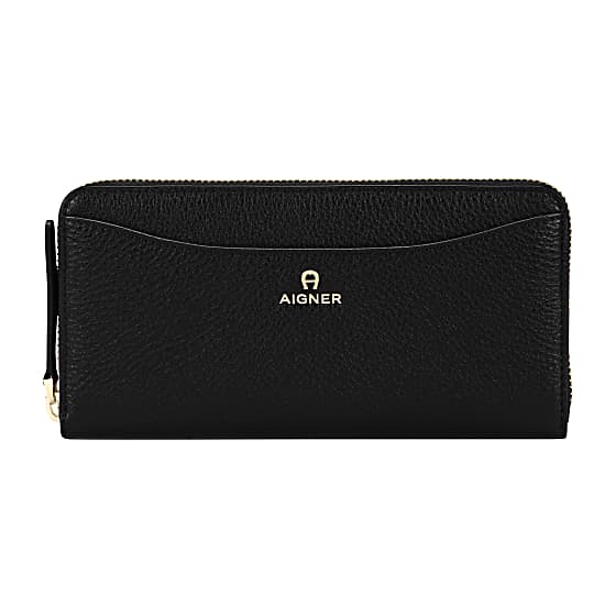 Marika Bill and Card Case Photo