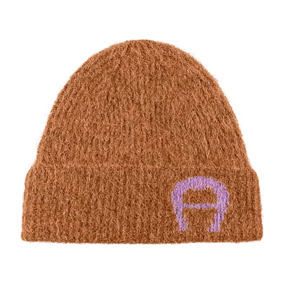 Seasonal Hat Photo