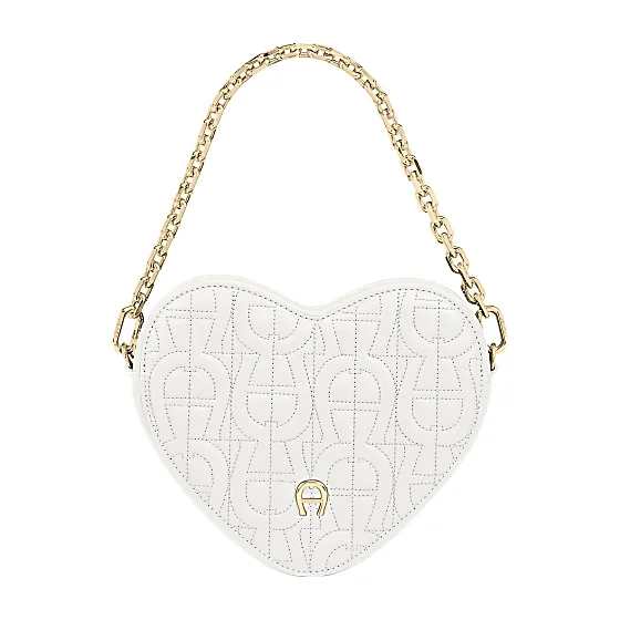 Heart Pouch Photo