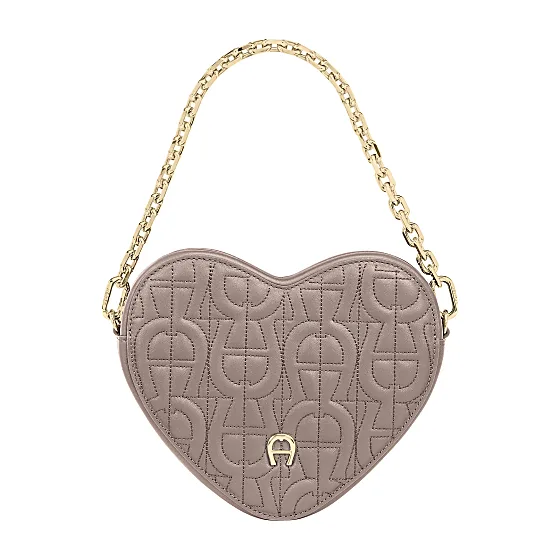 Heart Pouch Photo