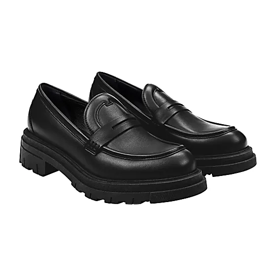 Vesta Loafer Photo