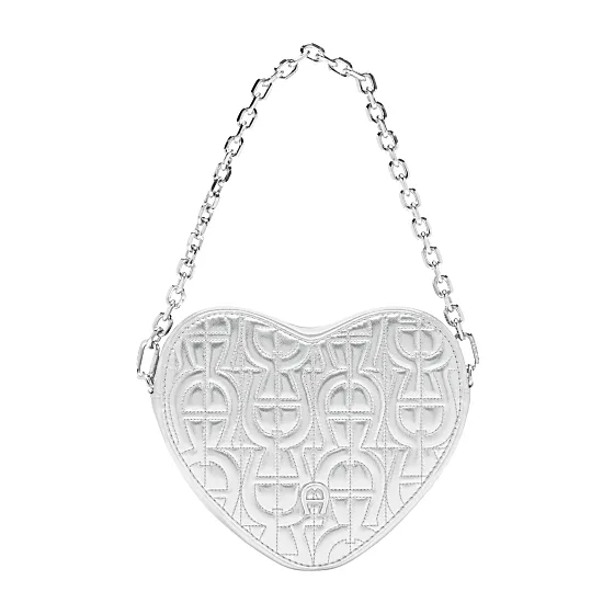 Heart Pouch Lucido Photo