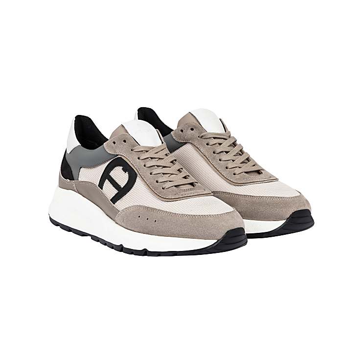 Etienne aigner sneakers top