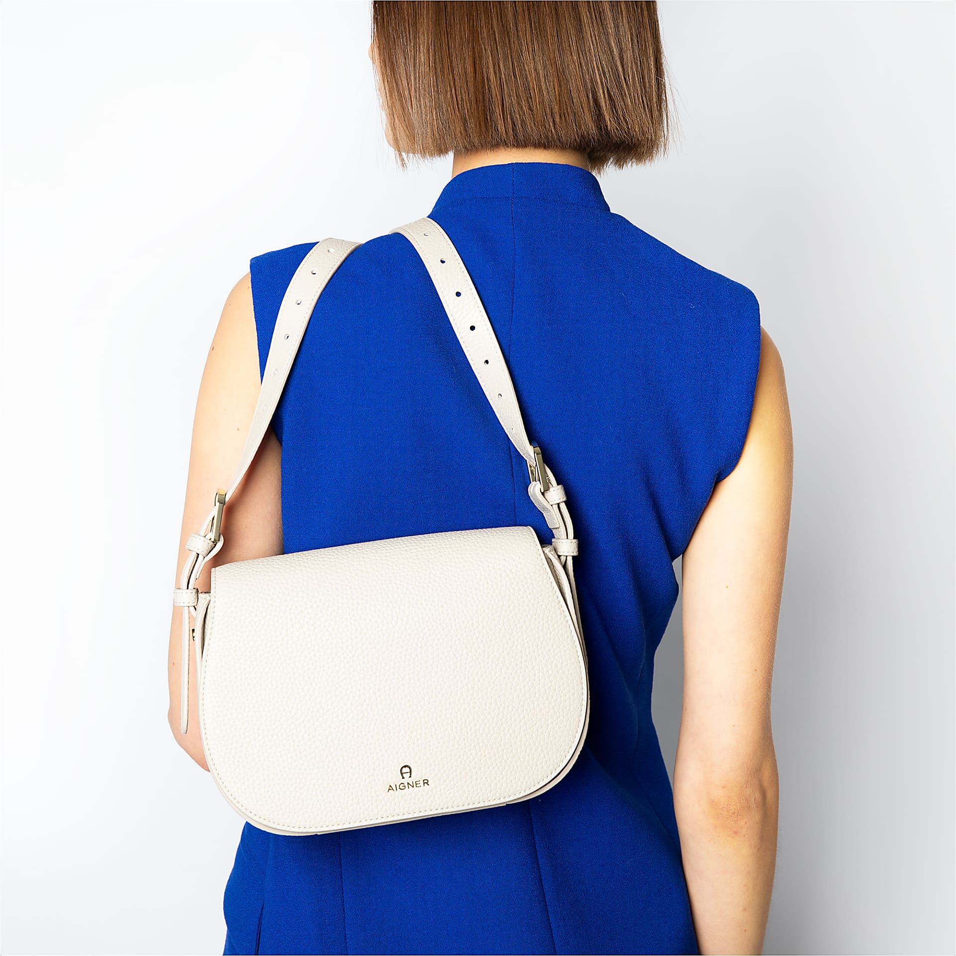 Ivy Shoulder Bag M