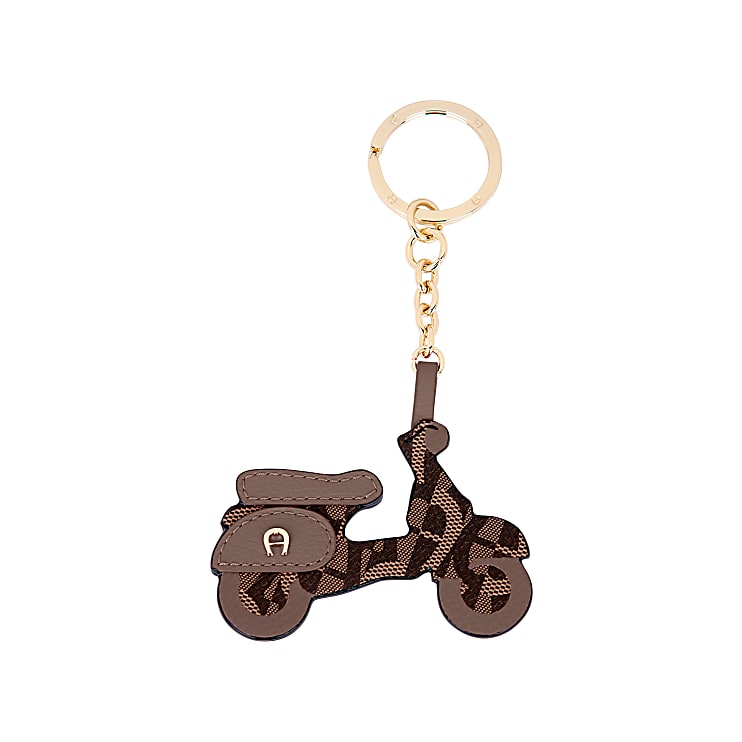 Key chain with scooter