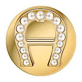 Brooch with pearls