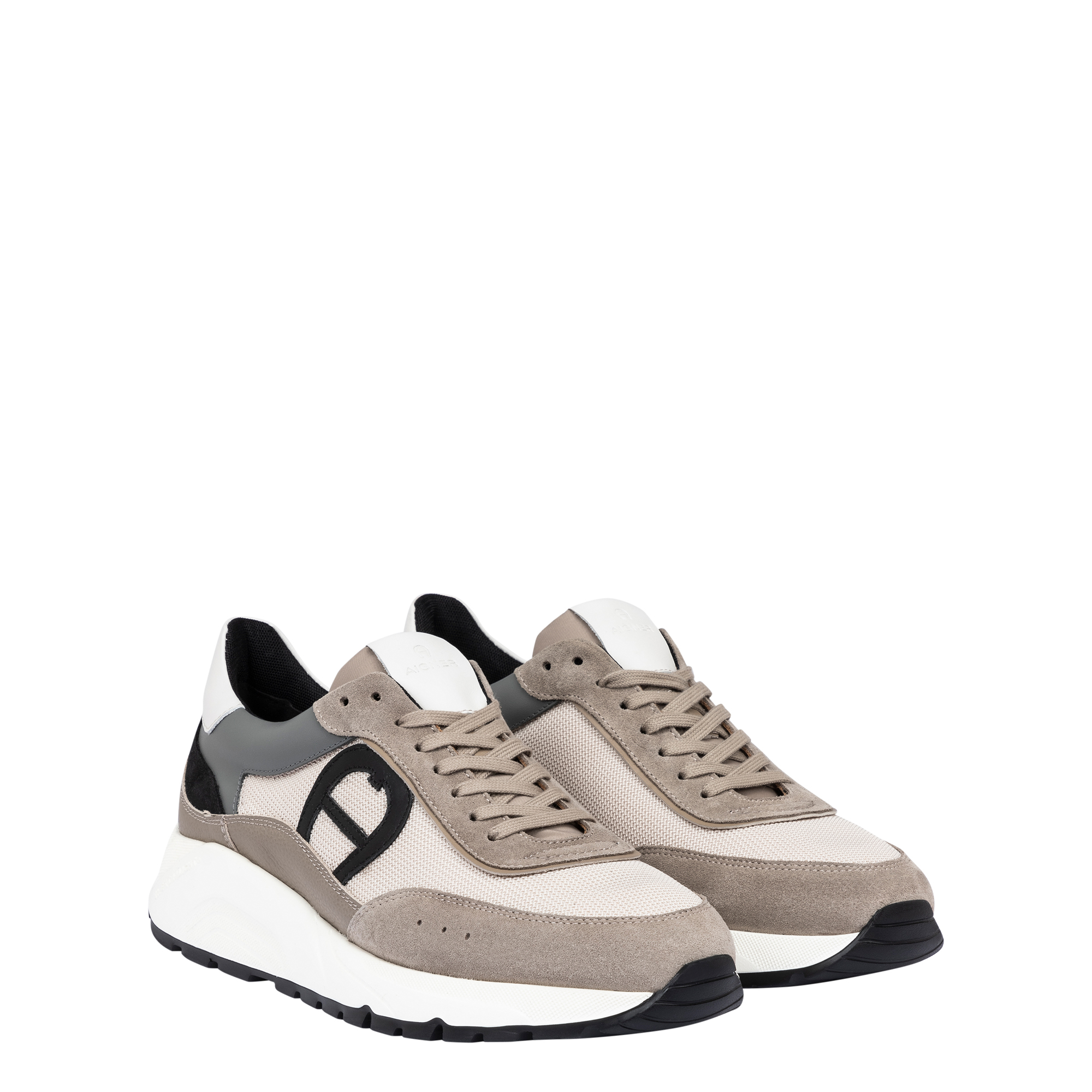 Justin Sneaker
